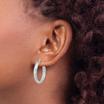 이미지를 갤러리 뷰어에 로드 , 14k White Gold 25mm x 3.75mm Diamond Cut Inside Outside Round Hoop Earrings
