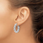 Charger l&#39;image dans la galerie, 14k White Gold Classic Round Twisted Hoop Earrings 25mm x 5.3mm
