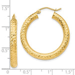 Lataa kuva Galleria-katseluun, 10K Yellow Gold Diamond Cut Round Hoop Earrings 30mmx4mm
