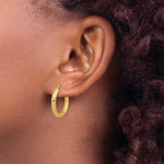 Indlæs billede til gallerivisning 10K Yellow Gold Diamond Cut 20mm x 3mm Endless Hoop Earrings
