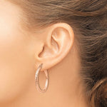 Kép betöltése a galériamegjelenítőbe: 10k Rose Gold 30mm x 3mm Diamond Cut Round Hoop Earrings
