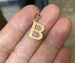Cargar imagen en el visor de la galería, 14K Yellow Gold Uppercase Initial Letter B Block Alphabet Pendant Charm
