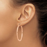 Kép betöltése a galériamegjelenítőbe: 14K Rose Gold 40mm x 3mm Classic Round Hoop Earrings
