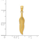 Carica l&#39;immagine nel visualizzatore di Gallery, 14k Yellow Gold Feather Pendant Charm
