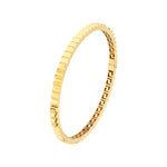 Carica l&#39;immagine nel visualizzatore di Gallery, 14k Yellow Gold Fluted Greek Key Hinged Bangle Bracelet
