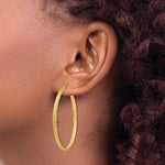 Załaduj obraz do przeglądarki galerii, 14k Yellow Gold 45mm x 2.5mm Diamond Cut Round Hoop Earrings
