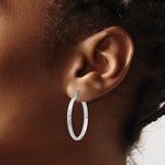 이미지를 갤러리 뷰어에 로드 , 14k White Gold 30mm x 2.5mm Diamond Cut Round Hoop Earrings
