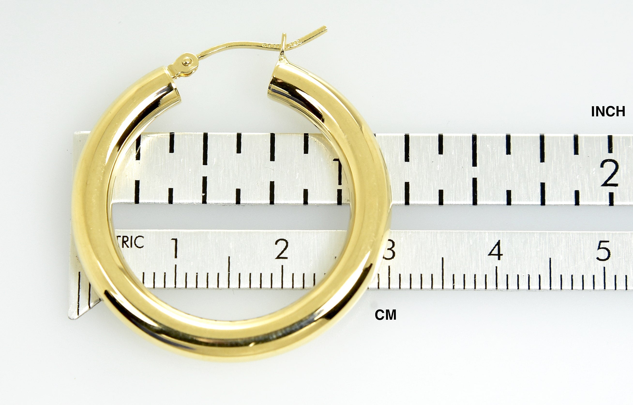 10K Yellow Gold Classic Round Hoop Earrings 30mmx4mm