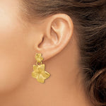 Kép betöltése a galériamegjelenítőbe: 14k Yellow Gold Plumeria Flower Post Drop Dangle Earrings

