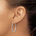 이미지를 갤러리 뷰어에 로드 , Sterling Silver Diamond Cut Classic Round Hoop Earrings 30mm x 2mm
