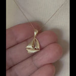 Indlæs og afspil video i gallerivisning 14k Yellow Gold Sailboat Sailing Nautical Pendant Charm
