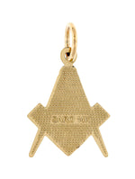 Załaduj obraz do przeglądarki galerii, 14k Yellow Gold Masonic Pendant Charm
