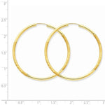 Afbeelding in Gallery-weergave laden, 14K Yellow Gold 40mm Satin Textured Round Endless Hoop Earrings

