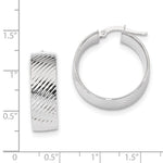 Carica l&#39;immagine nel visualizzatore di Gallery, 14K White Gold 24mmx23mmx8mm Modern Contemporary Round Hoop Earrings
