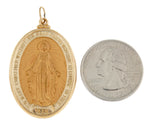 Carica l&#39;immagine nel visualizzatore di Gallery, 14k Yellow Gold Blessed Virgin Mary Miraculous Medal Oval Large Pendant Charm
