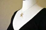 Lade das Bild in den Galerie-Viewer, 14k Yellow Gold Starfish Chain Slide Large Pendant Charm
