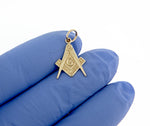 Indlæs billede til gallerivisning 14k Yellow Gold Masonic Pendant Charm
