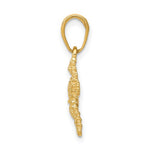 Kép betöltése a galériamegjelenítőbe: 14k Yellow Gold Seahorse Starfish Pendant Charm
