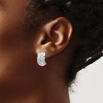 Загрузить изображение в средство просмотра галереи, 14k White Gold Quilted Style Non Pierced Clip On  Omega Back Earrings
