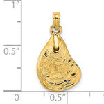 Cargar imagen en el visor de la galería, 14k Yellow Gold Oyster Shell Seashell Textured Pendant Charm
