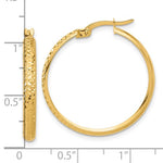 Indlæs billede til gallerivisning 14K Yellow Gold Diamond Cut Round Hoop Textured Earrings 27mm x 3mm
