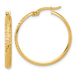 Carica l&#39;immagine nel visualizzatore di Gallery, 14K Yellow Gold Diamond Cut Round Hoop Textured Earrings 27mm x 3mm
