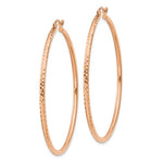 Carica l&#39;immagine nel visualizzatore di Gallery, 14K Rose Gold Diamond Cut Round Hoop Textured Earrings 50mm x 2mm
