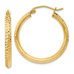 Carica l&#39;immagine nel visualizzatore di Gallery, 14K Yellow Gold Diamond Cut Knife Edge Round Hoop Earrings 25mm x 2.5mm
