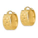 Lade das Bild in den Galerie-Viewer, 14k Yellow Gold Woven Weave Textured Round Hoop Earrings 18mm x 8mm
