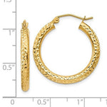 Загрузить изображение в средство просмотра галереи, 14K Yellow Gold Diamond Cut Classic Round Hoop Earrings 25mm x 3mm
