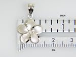 Załaduj obraz do przeglądarki galerii, 14k White Gold Plumeria Flower Small Pendant Charm
