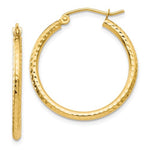Lade das Bild in den Galerie-Viewer, 14K Yellow Gold Diamond Cut Round Hoop Textured Earrings 25mm x 2mm
