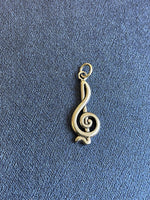 Ladda upp bild till gallerivisning, Sterling Silver Antique Finish Music Treble Clef Symbol Pendant Charm
