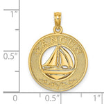 Afbeelding in Gallery-weergave laden, 14k Yellow Gold Cancun Mexico Sailboat Circle Pendant Charm
