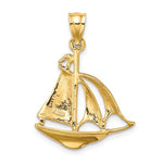 Carica l&#39;immagine nel visualizzatore di Gallery, 14k Yellow Gold Sailboat 3D Pendant Charm
