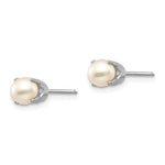 Indlæs billede til gallerivisning 14k White Gold 5mm Round Freshwater Cultured Pearl Stud Earrings June Birthstone
